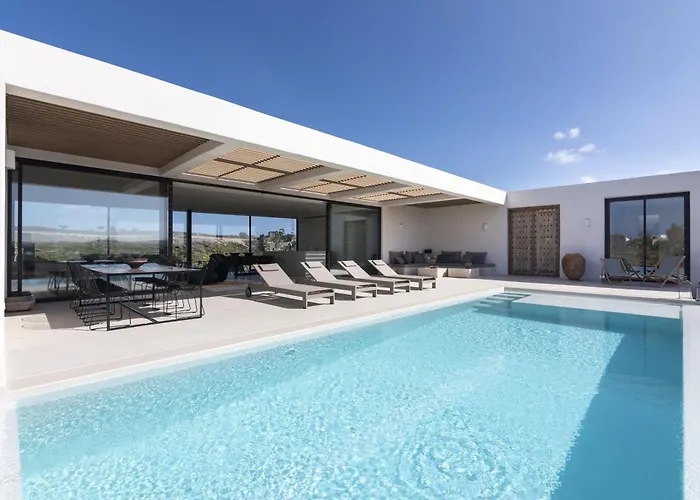 Gara Exclusive Luxury With Heated Pool וילה