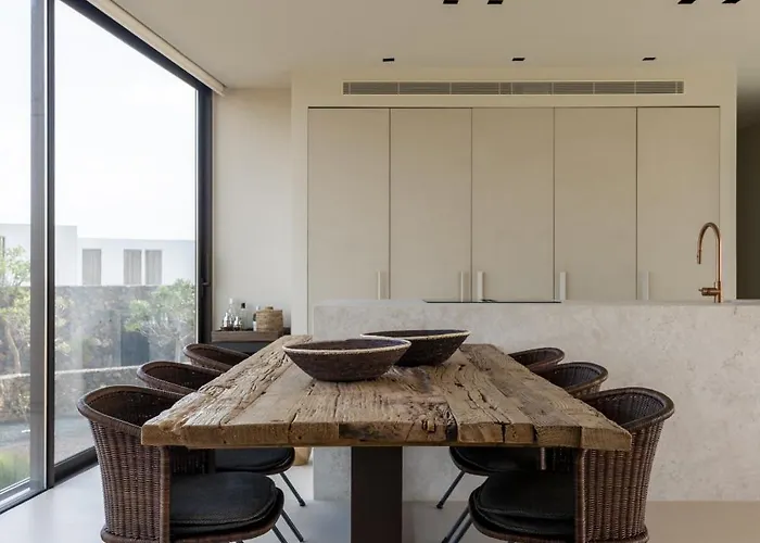 Gara Exclusive Luxury With Heated Pool